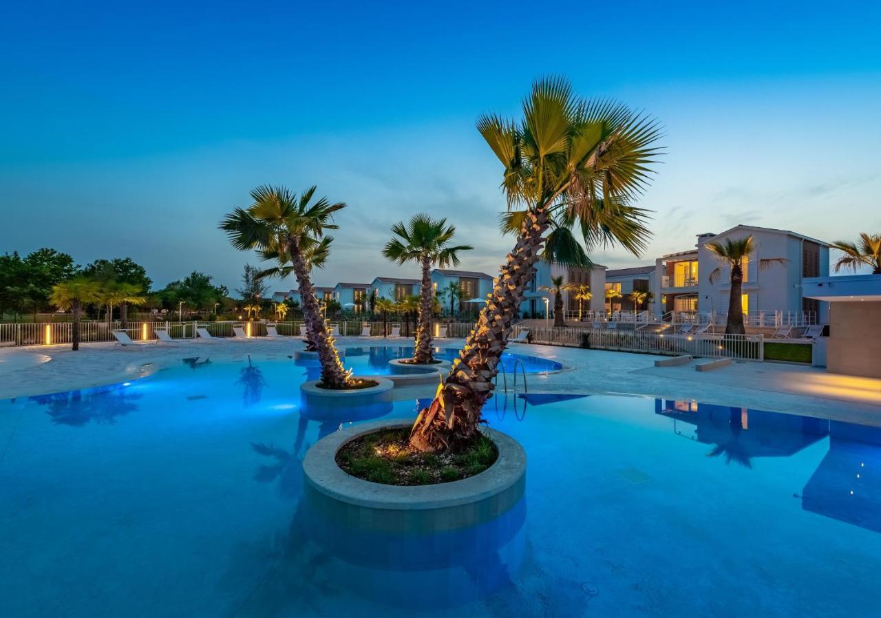 Pareus Beach Resort カオルレ エクステリア 写真